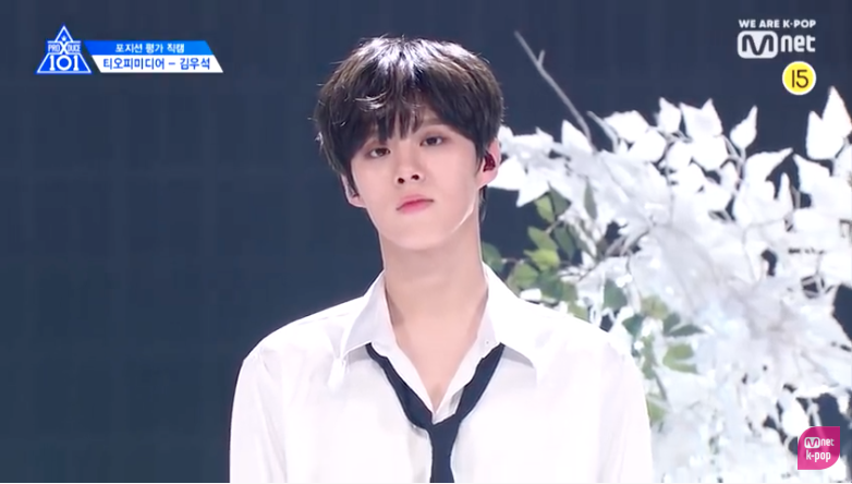 PRODUCE X 101 [단독/직캠] 일대일아이컨택ㅣ김우석 – 볼빨간사춘기 ♬나의 사춘기에게 @보컬_포지션 평가 190607 EP.6